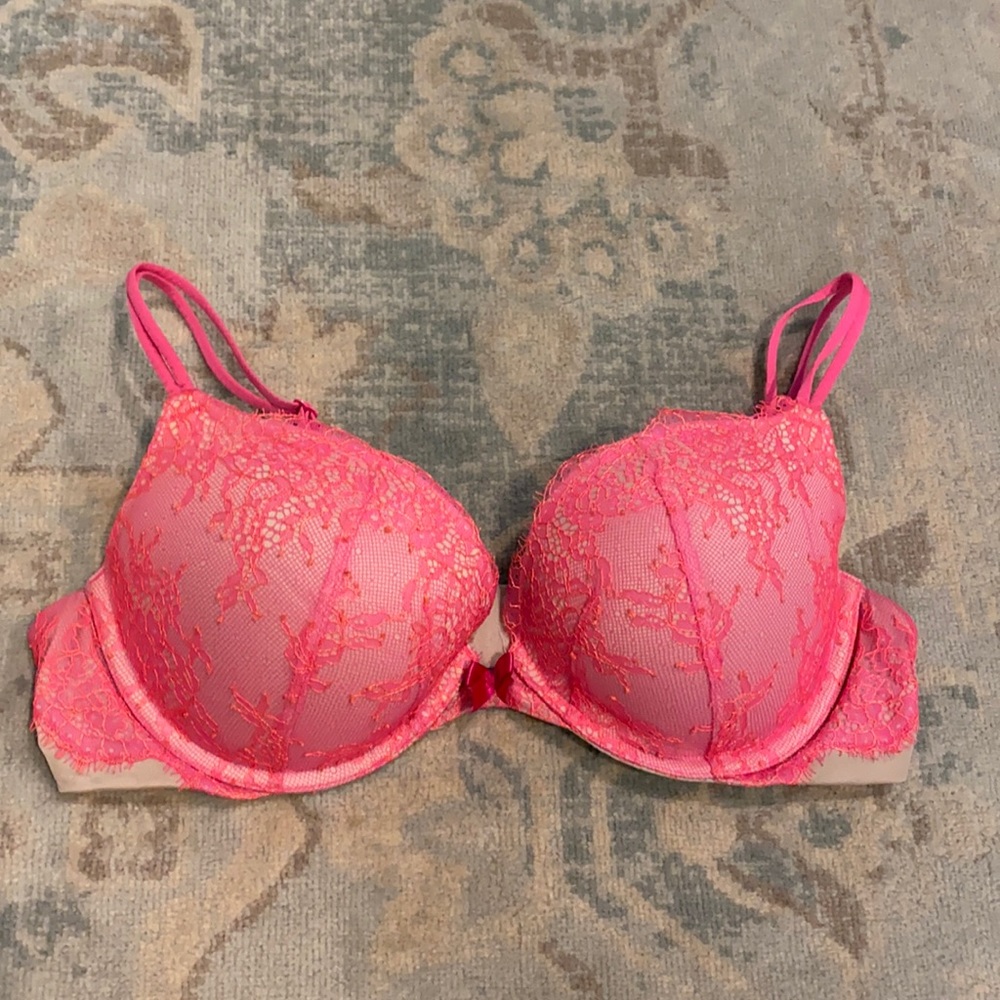 Victoria's Secret Very Sexy Lace Push up bra